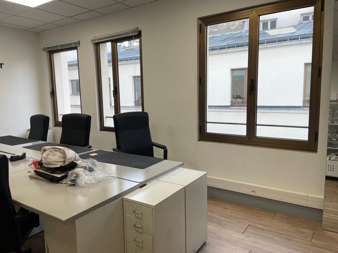 Bureau Paris 85m² Location bureau Paris OLBUR2316975 10